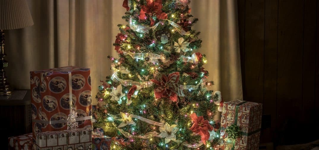 christmas-g281f7c084_1920